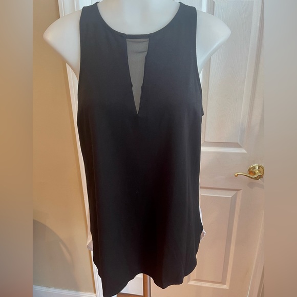 Banana Republic Tops - Banana Republic Blk Sleeveless Top SZ S